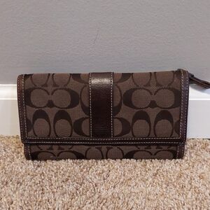 COACH Signature Stripe Jacquard Fabric Trifold Long Wallet